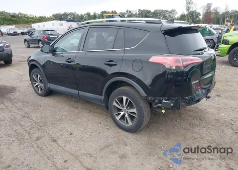 2018 Toyota Rav4 Xle из США, поврежденный, VIN 2T3RFREV2JW824495